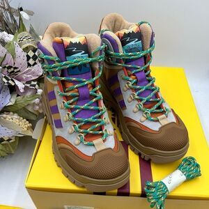 Men’s Gucci X Adidas Lace up  boots size 8.5 made in Italy